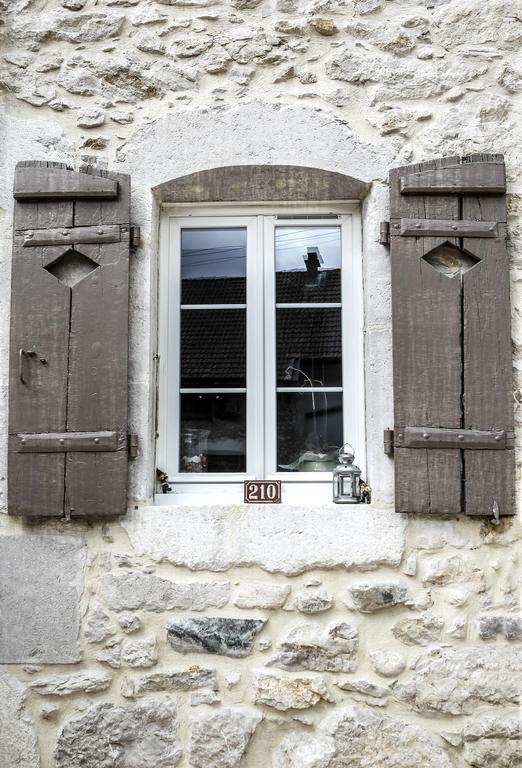 La Colonie - Maison d'Hôtes et Gîtes Collonges  Extérieur photo